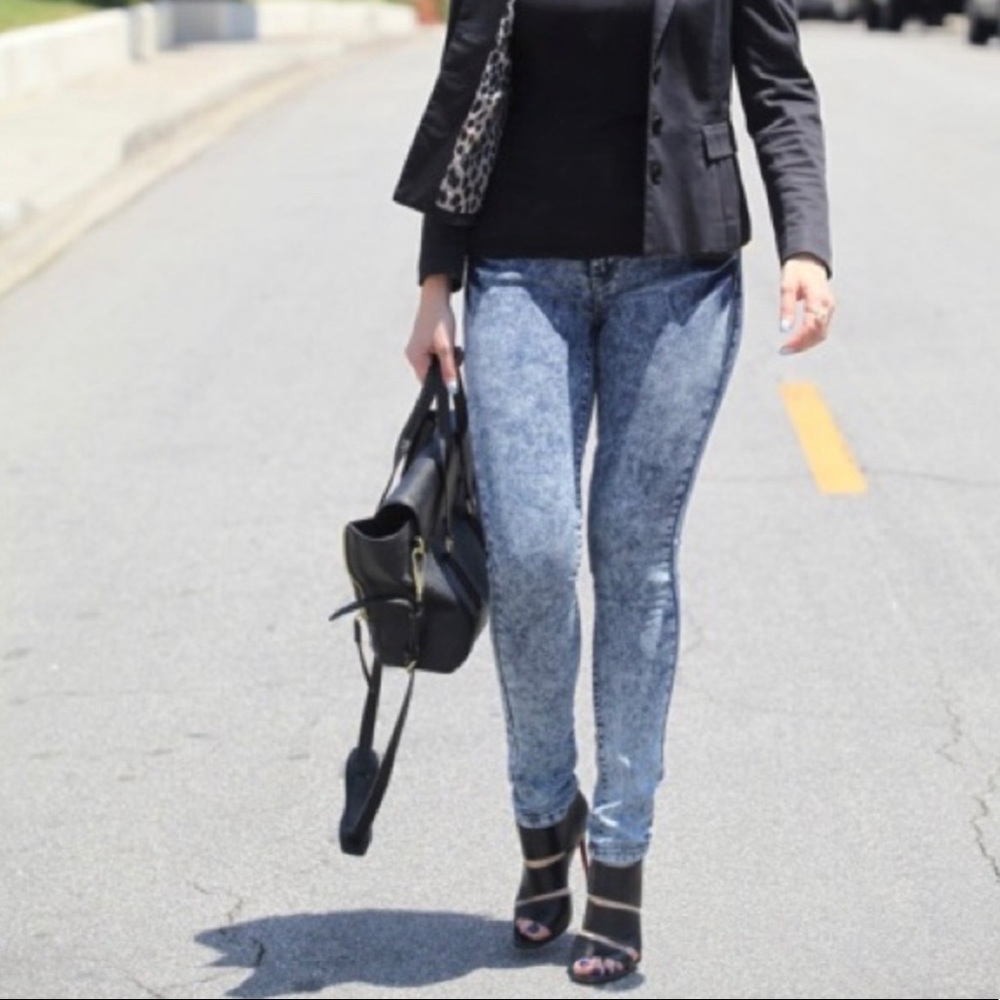 High Waisted Acid Wash Stretchy Skinny jeans